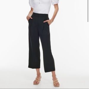 NWOT Aritzia Wilfred Effortless Cropped Pant